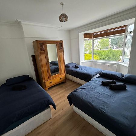 Big Family Room In Room At 2 Iveragh Rd-4 ダブリン エクステリア 写真