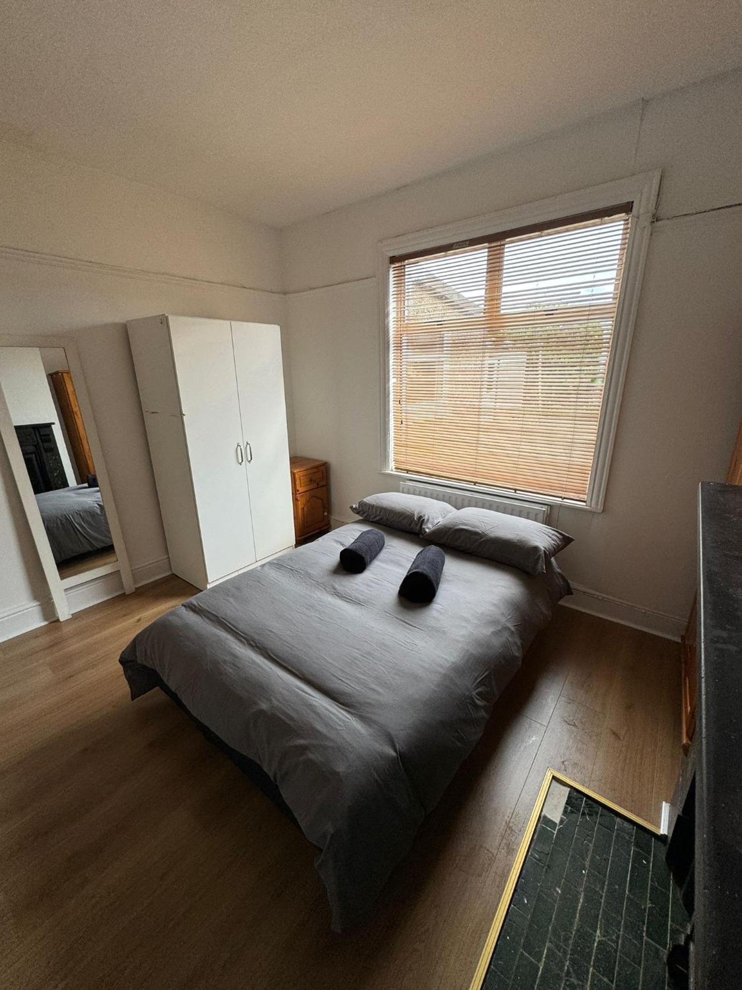 Big Family Room In Room At 2 Iveragh Rd-4 ダブリン エクステリア 写真